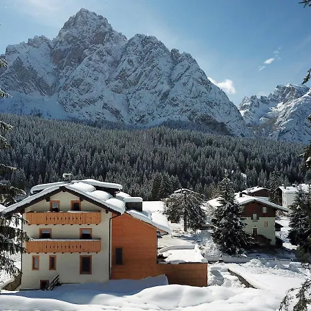 Aparthotel Maison Boutique Fior D'alpe 4*