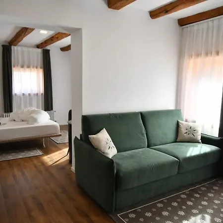 Hotel apartamentowy Maison Boutique Fior D'alpe