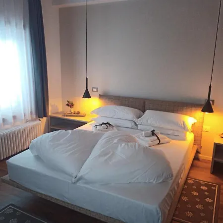 Hotel apartamentowy Maison Boutique Fior D'alpe