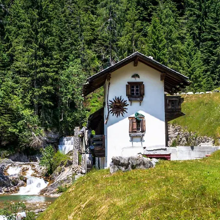 Maison Boutique Fior D'alpe 4*