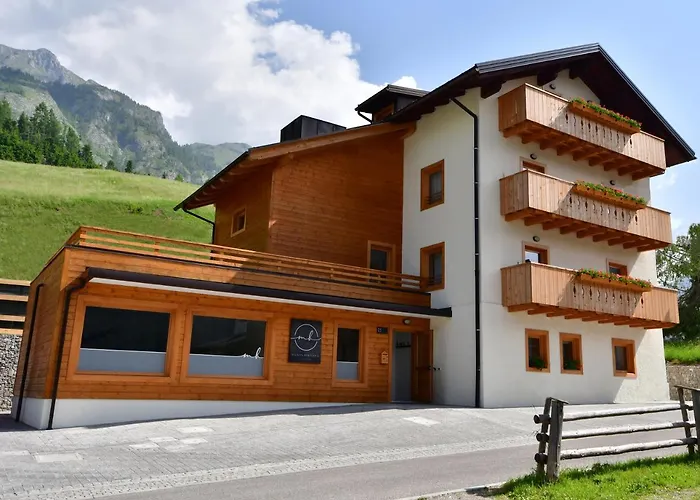 Maison Boutique Fior D'alpe 4*